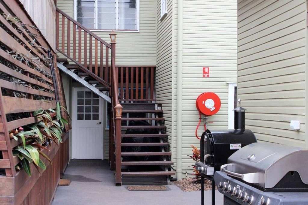 Five 3 Five Aparthotel Urangan Quarto foto