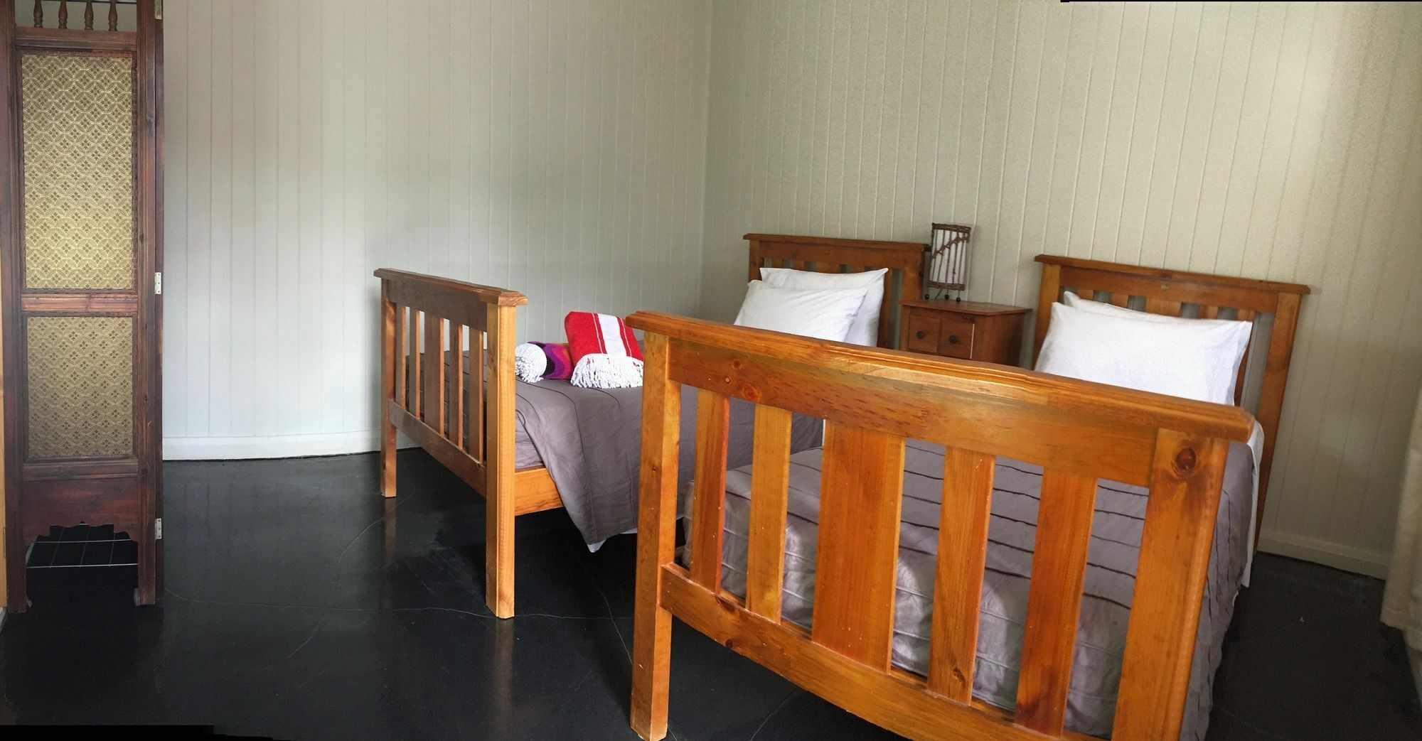 Five 3 Five Aparthotel Urangan Exterior foto